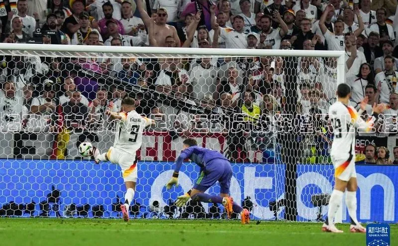 头号玩家网站官方网站下载百度健康揭秘杰克希尔斯足球运动员的辉煌职业生涯